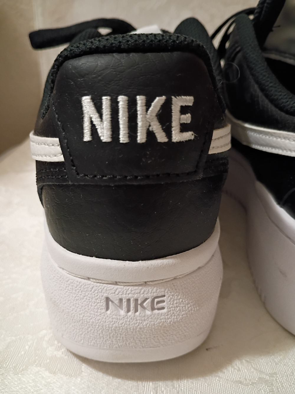 Nike Black & White Court Vision Alta Platform Sneakers Women's Sz 8.5 - Picture 5 of 10
